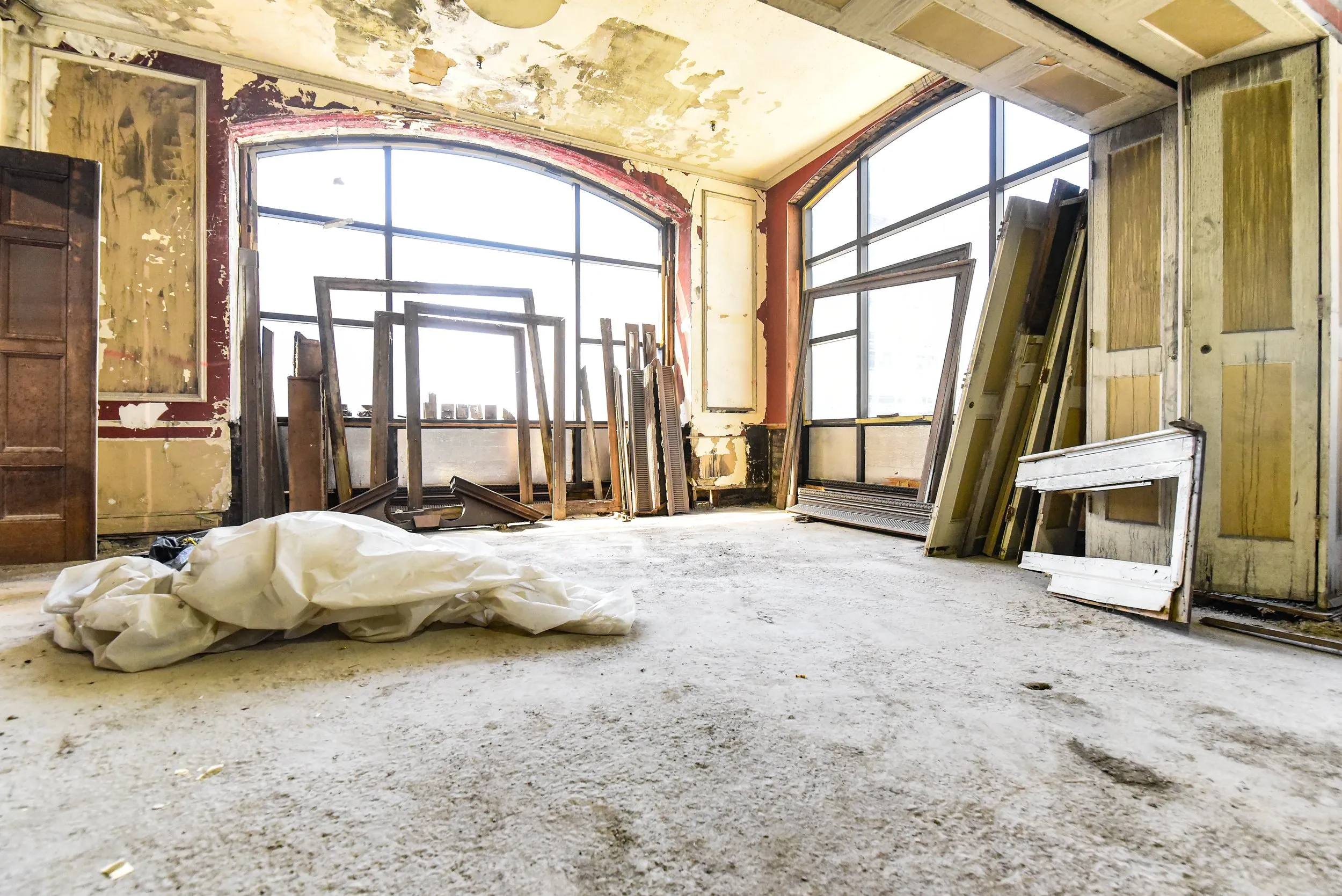 Des Moines Tea Room space before restoration